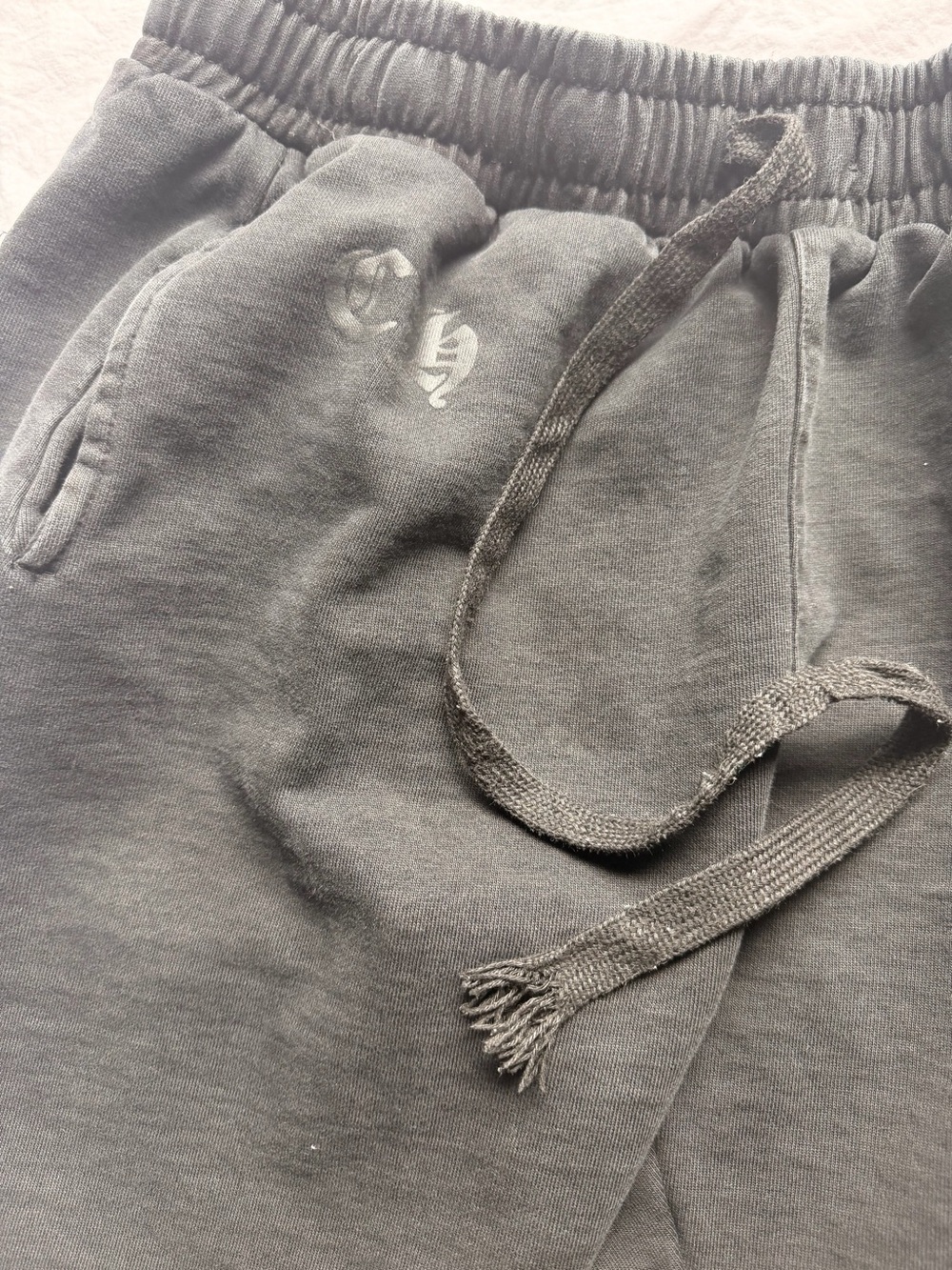 Chrome Hearts Black Cross Print Sweatpants - Picture 4 of 10